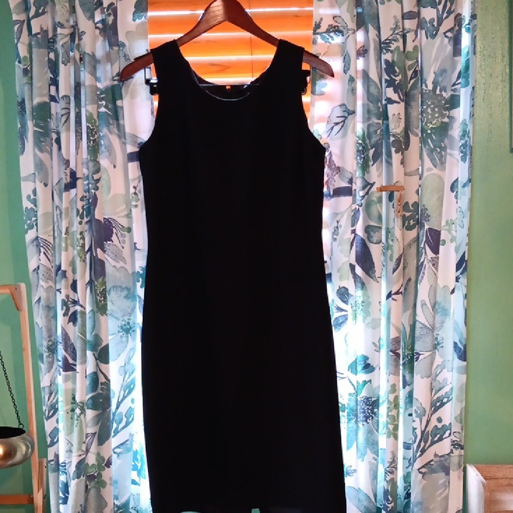 Kasper Classic Black Midi Dress